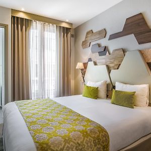 Camera standard con letto king size